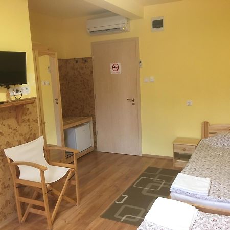 Casablanca Rooms And Restaurant Debrecen Dış mekan fotoğraf
