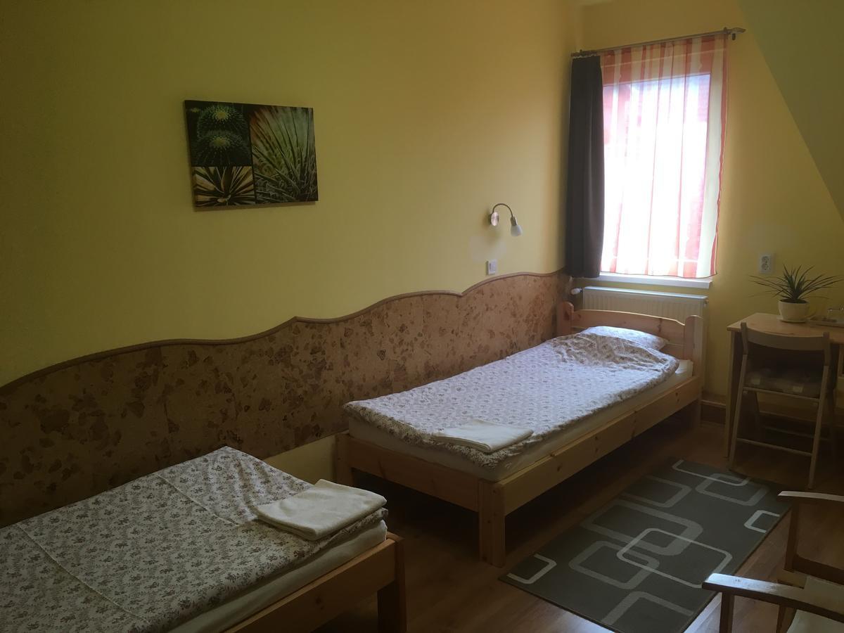 Casablanca Rooms And Restaurant Debrecen Dış mekan fotoğraf